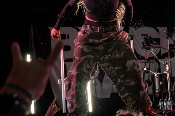 Butcher Babies 31726-17