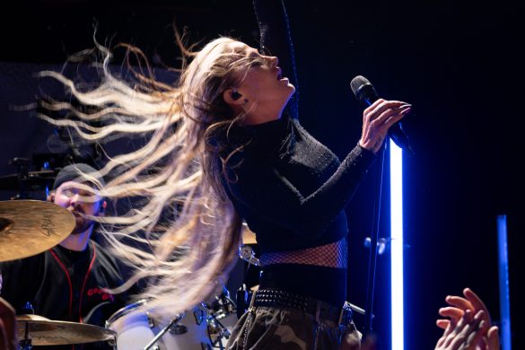 Butcher Babies 31726-18