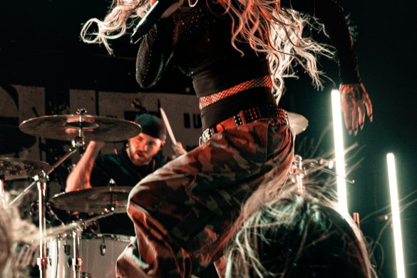 Butcher Babies 31726-9